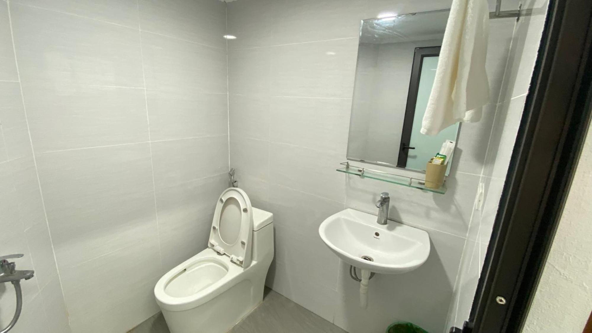 Era Apartment Khuc Thua Du Hanói Exterior foto